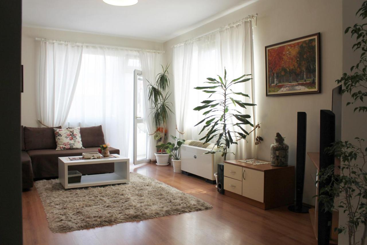 Sunny Day Apartment Pomorie Exteriör bild