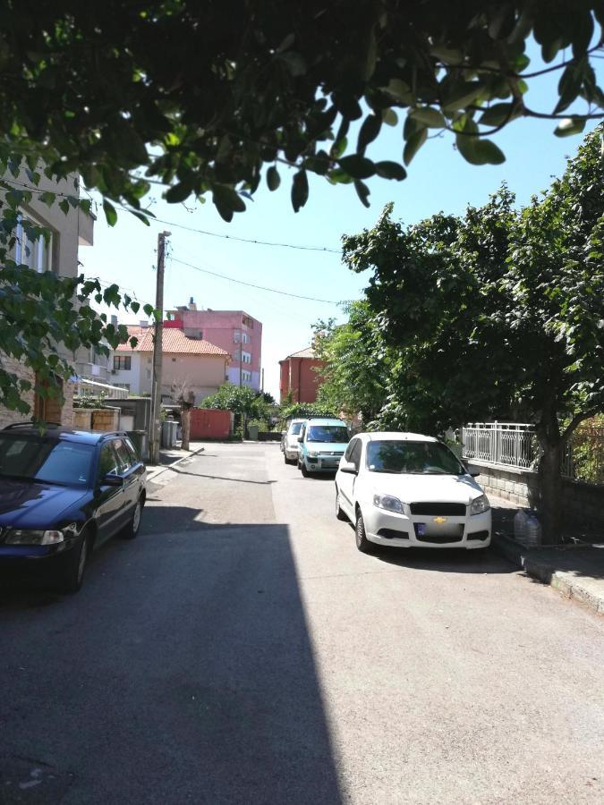 Sunny Day Apartment Pomorie Exteriör bild