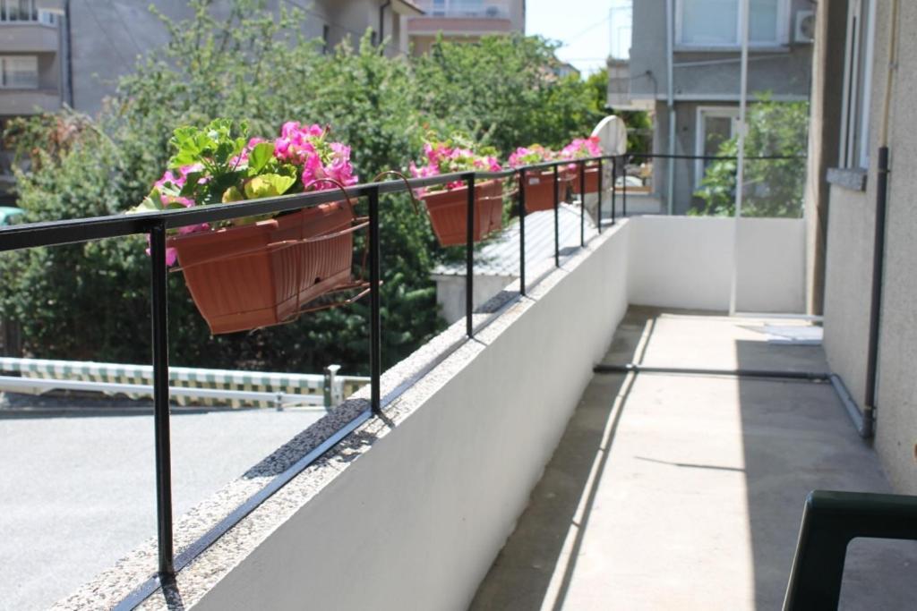 Sunny Day Apartment Pomorie Exteriör bild
